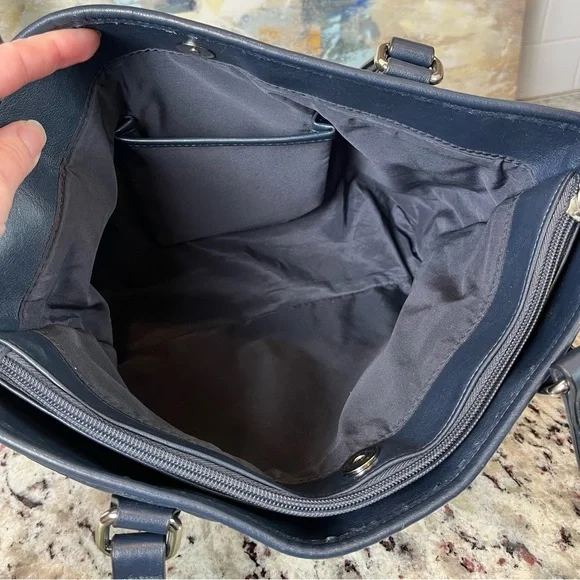 Gianni Bernini Embossed Leather Bag - Picture 9 of 16